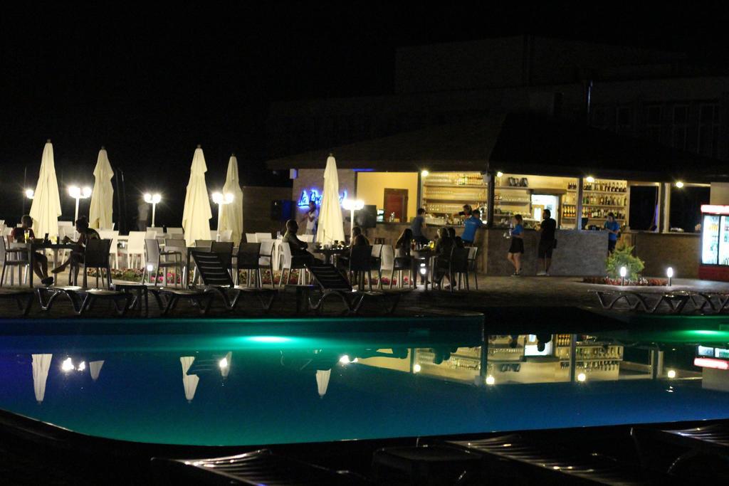 Hotel Promenad 扎托卡 外观 照片