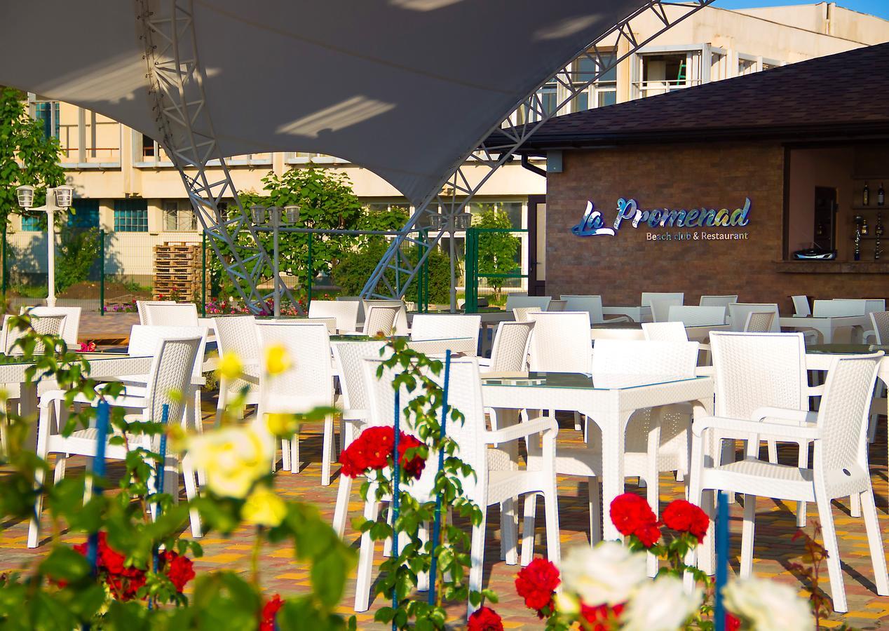 Hotel Promenad 扎托卡 外观 照片